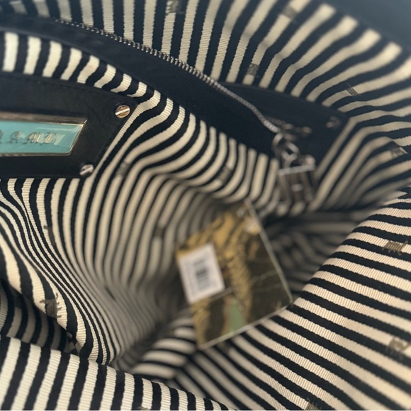 L.A.M.B by Gwen Stefani clutch - vintage - Picture 6 of 8